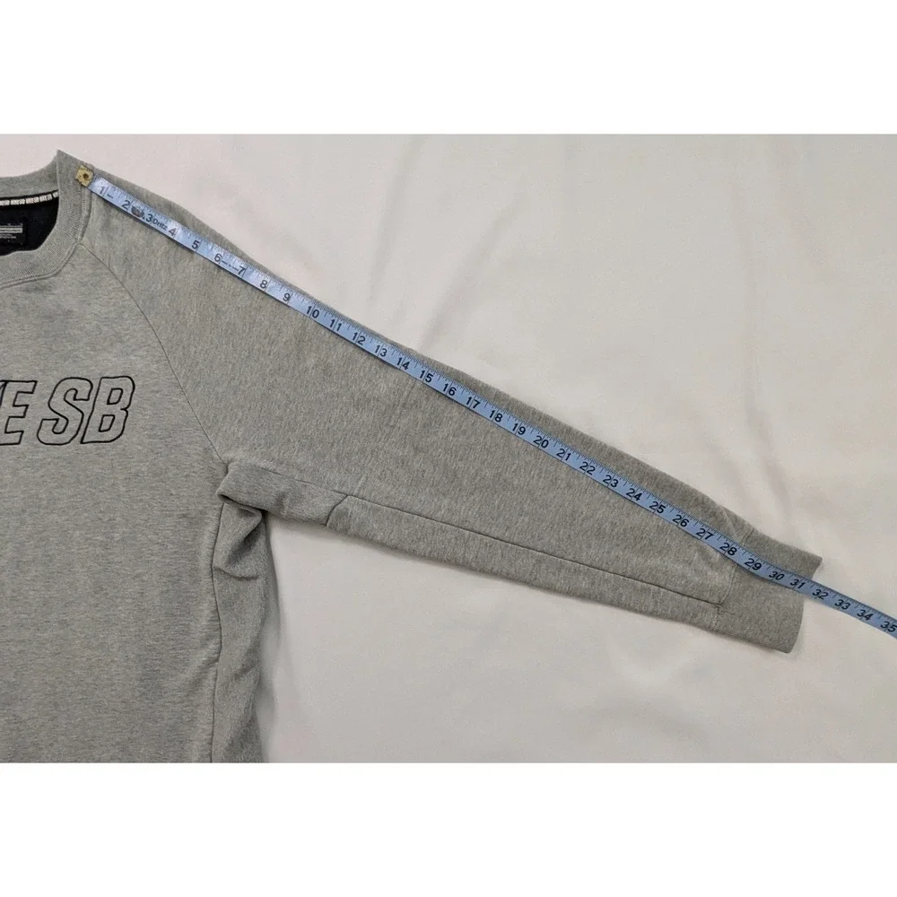 Nike SB Sweatshirt Gray Spell Out Pullover Skateboarding Men's Large L *READ*